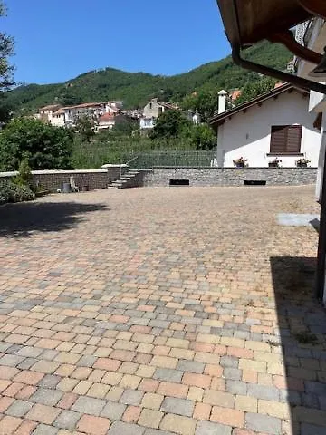 Semesterbostad Ue'mari'